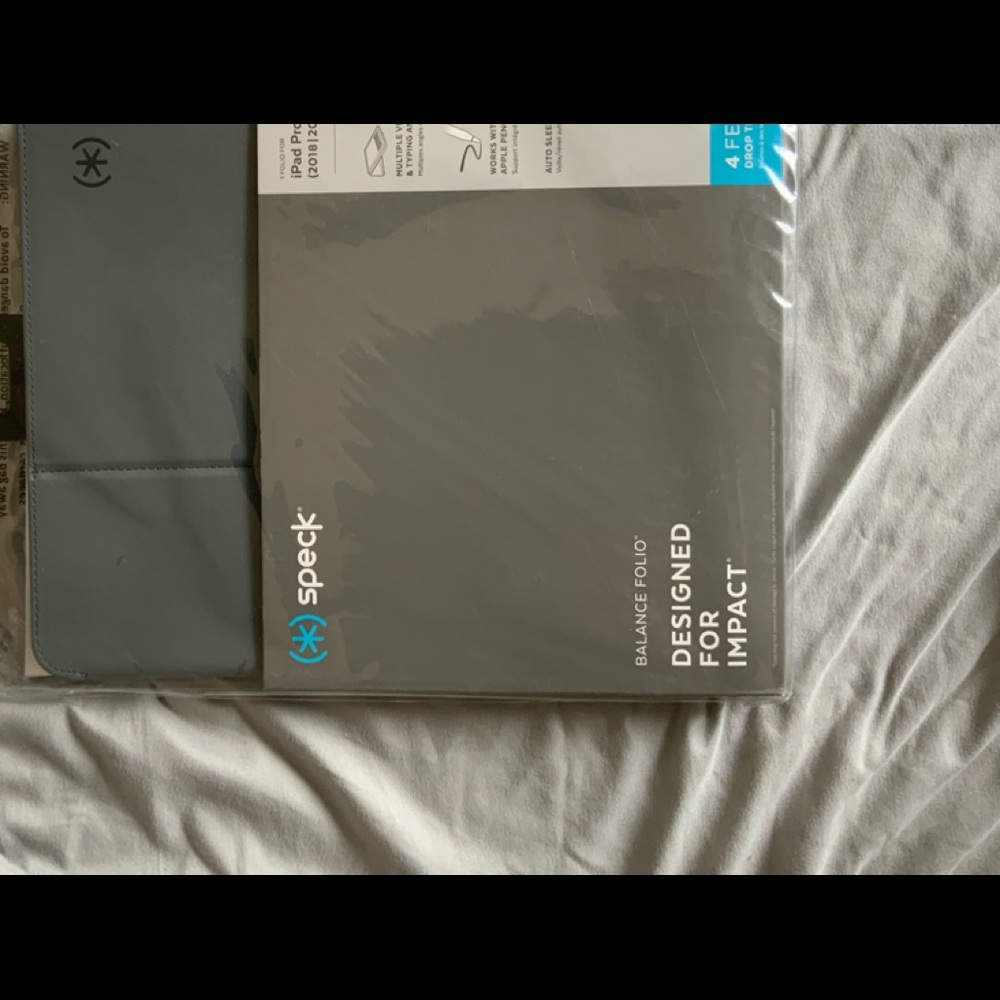 BRAND NEW IPAD PRO 12.9 INCH SPEC CASE.